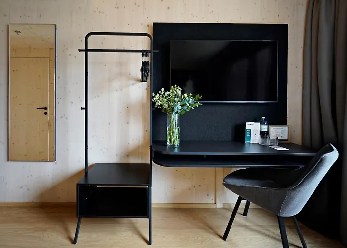 Numa Wood Aparthotel