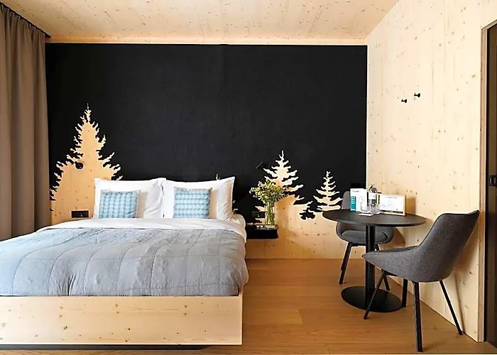 Numa Wood 4*