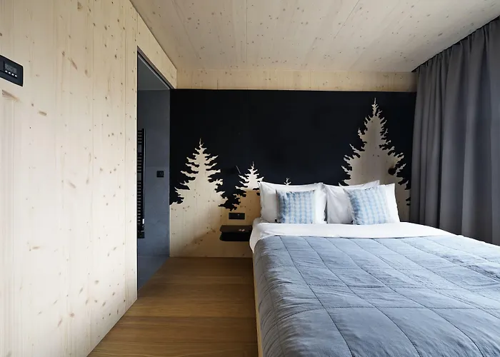 Numa Wood 4*
